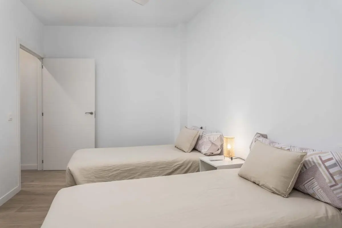 Image 6 of Ventura Next to the beach