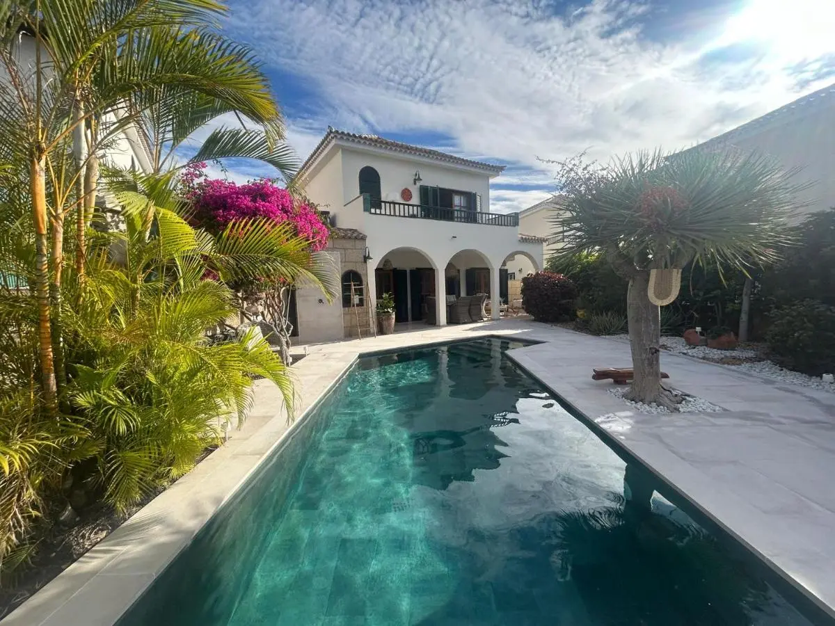 Image 3 of Villa Oasis – beautiful house with private pool