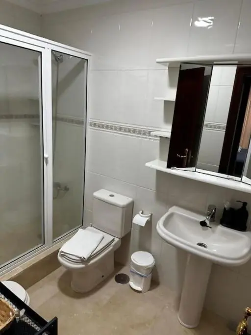 Image 4 of Violetas del Teide