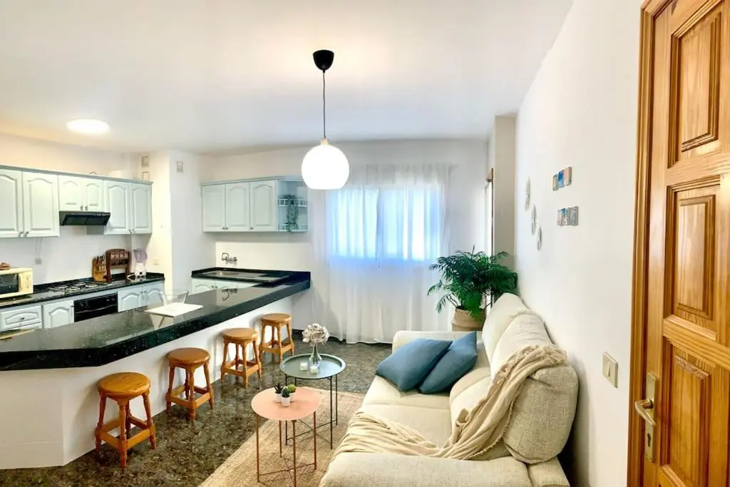 Image 2 of Your Holiday Home – El Tablado – Tenerife Sur