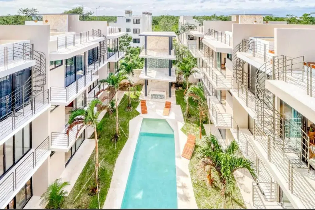 Image 6 of 105 Amena Charming 1BR 5 min to the Beach 20MB WIFI