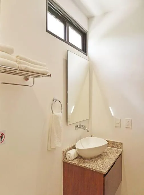 Image 3 of 201 Amena close to Sea Cozy 1BR APT 30mb WIFI & GYM