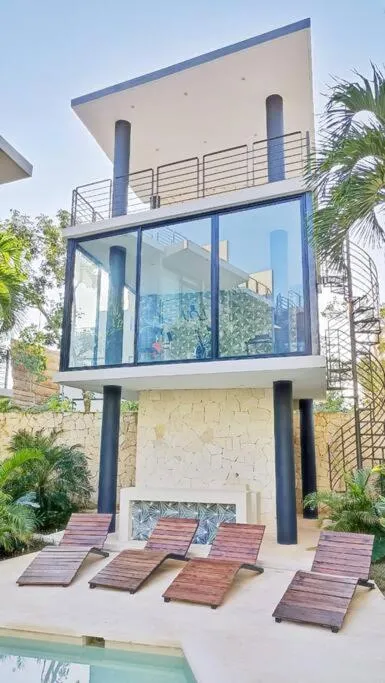 Image 3 of 203 AMENA, Minutes from the Sea Comfy 1BR Apt w/GYM