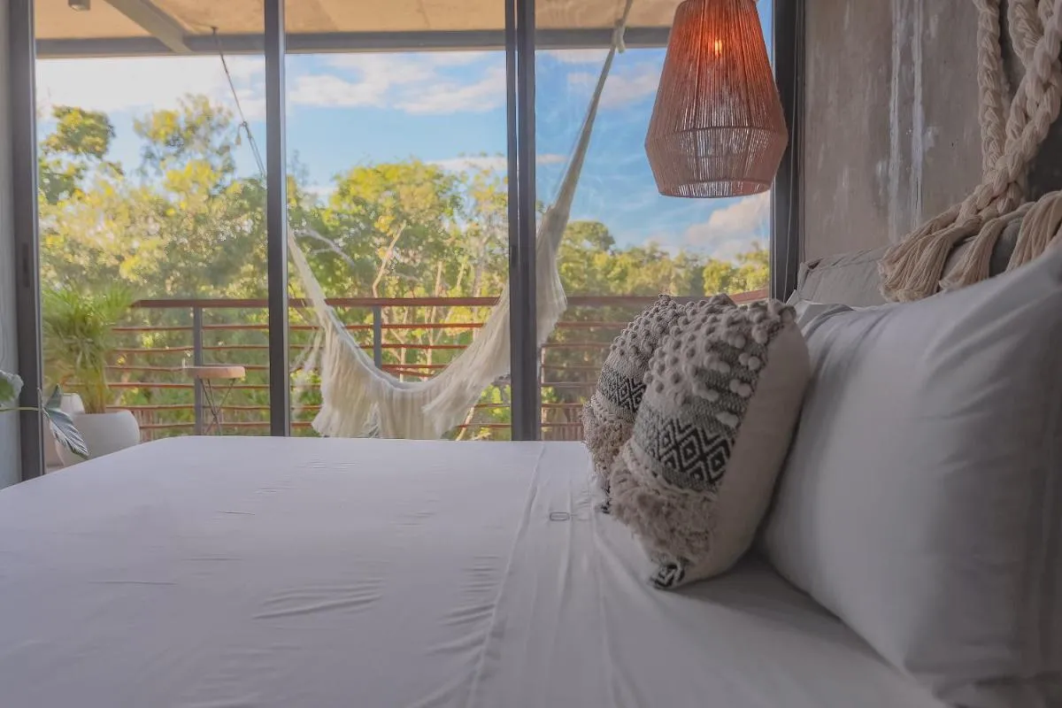 Image 5 of 2-BR Tropical Retreat with Sauna, Gym and Pool