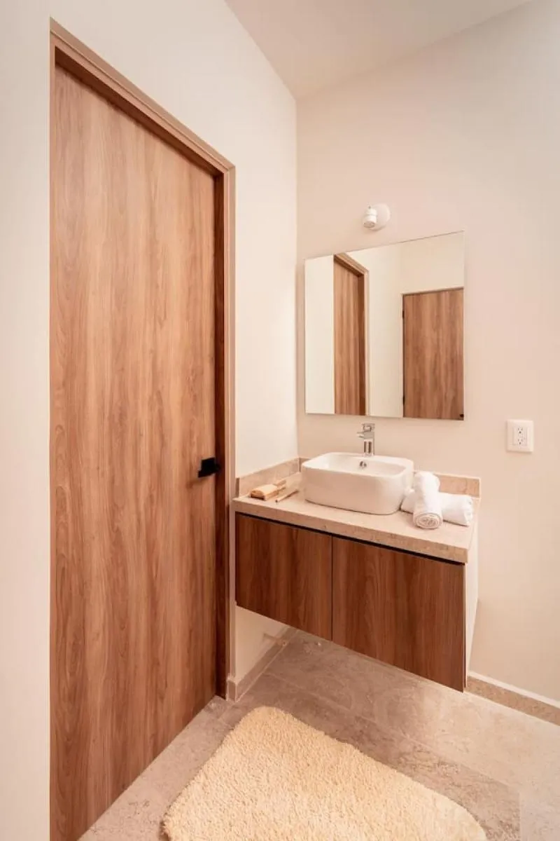 Image 4 of 2 story Penthouse La Veleta 5Br