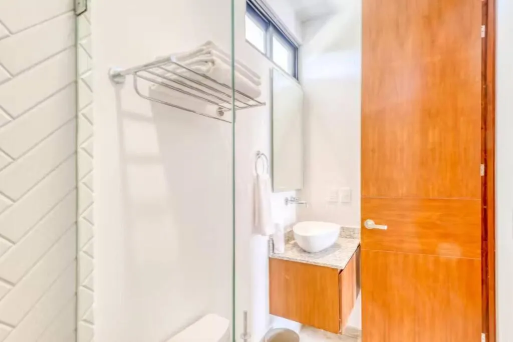 Image 2 of 304 Amena Romantic Jungle PH w/ Private Pool & Gym