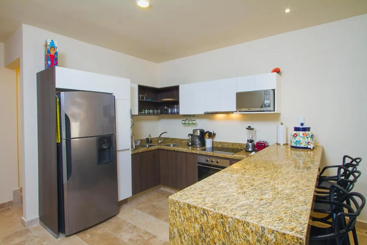 Image 4 of 3BR Penthouse with Private Rooftop and Jacuzzi and Beach club access