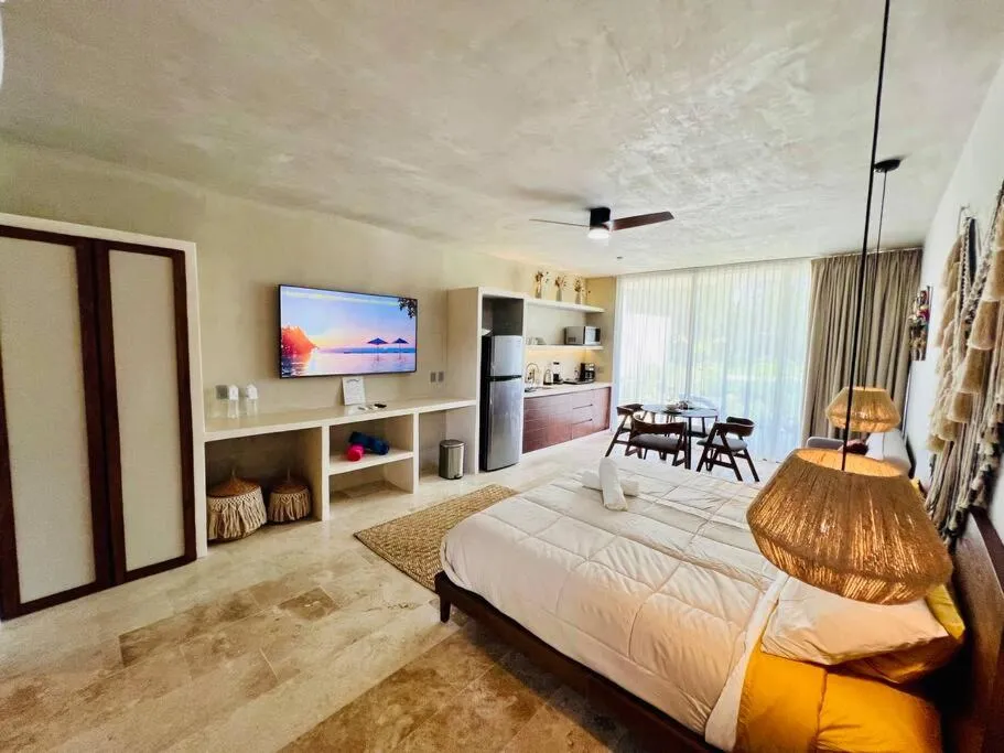 Image 5 of 601 Seremonia Selva Private Pool New Apartment King Bed Wifi