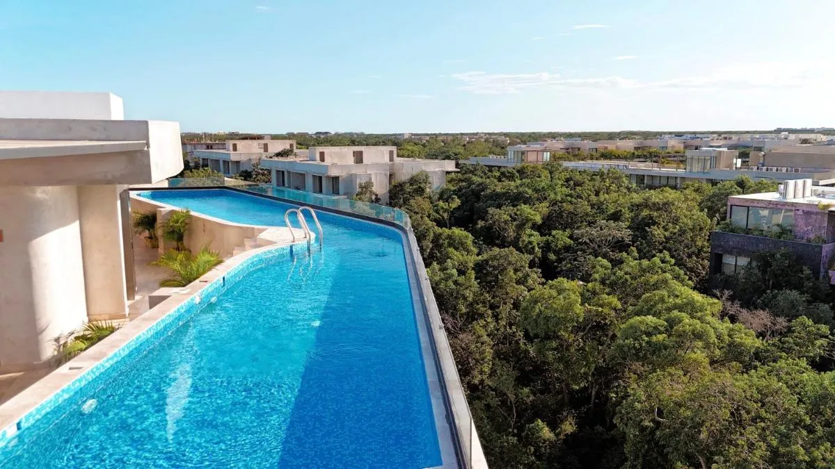 Image of AKUA Premium Stress-Free Retreat