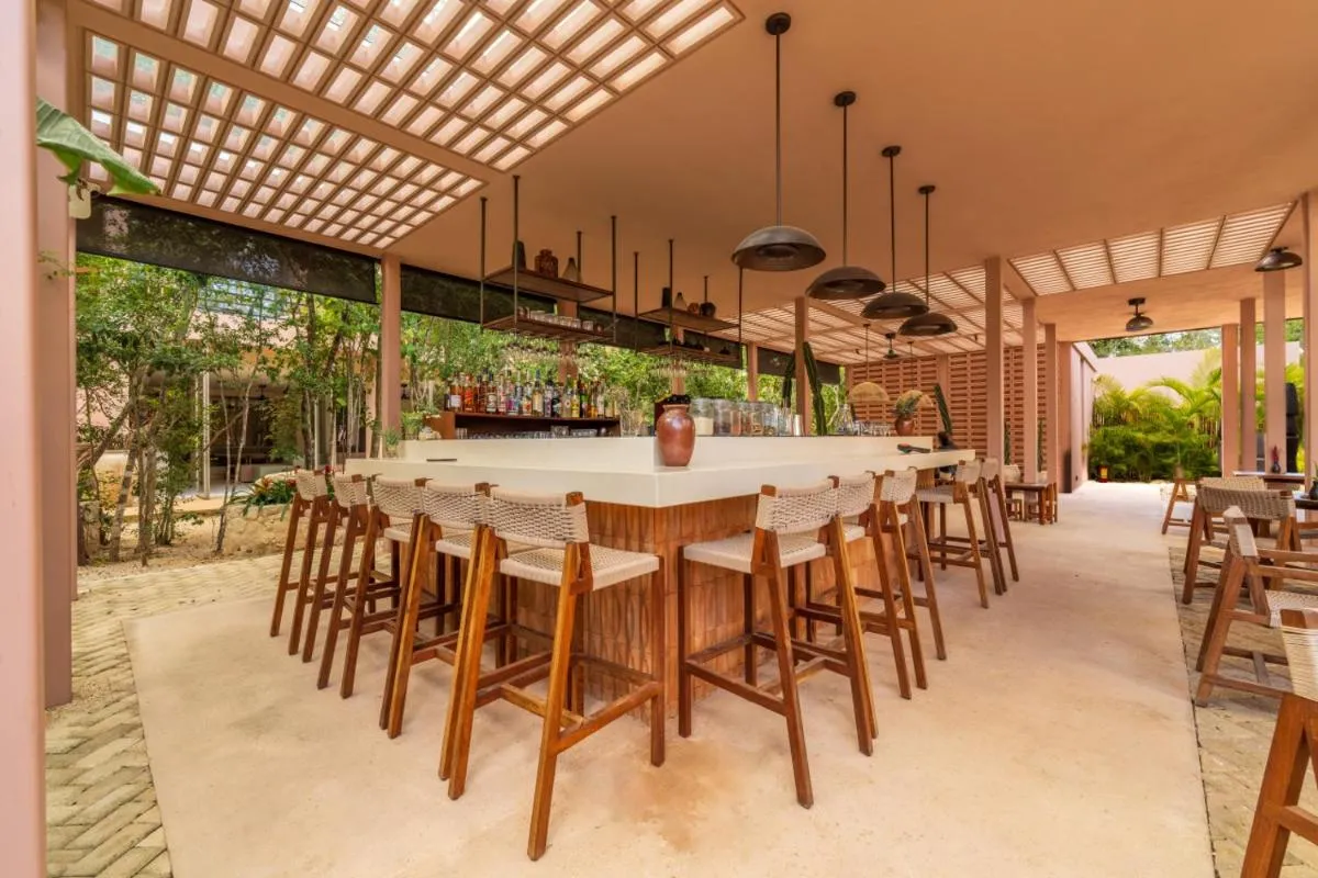 Image 4 of Aflora Gem Loft Beach Club