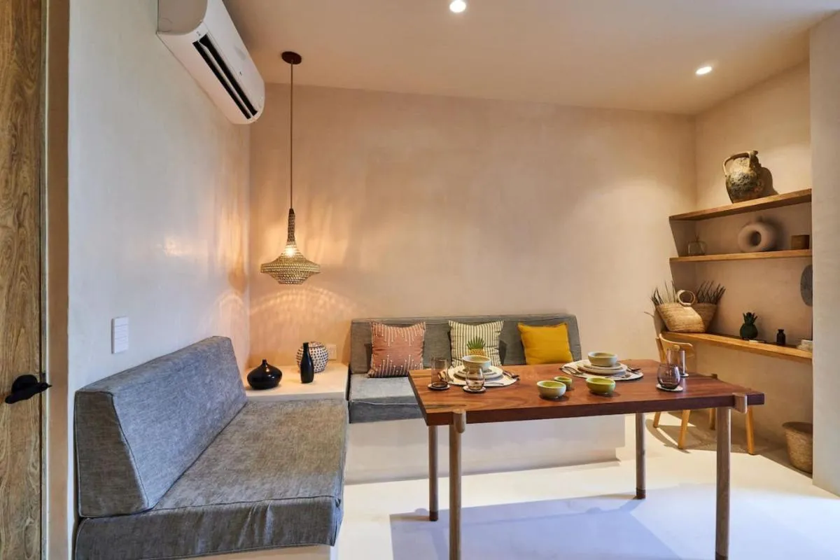 Image 4 of Aflora Jewel Designer Studio