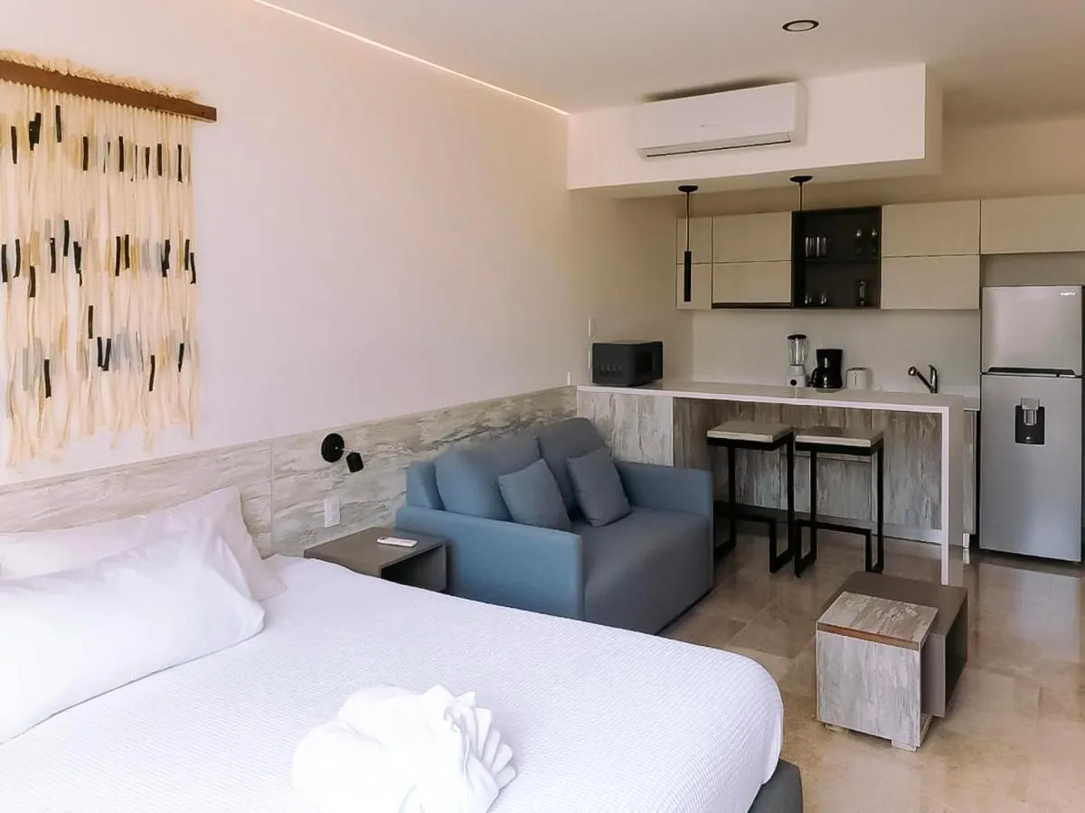 Image 4 of Aldea Zama Studio: Pool & Gym