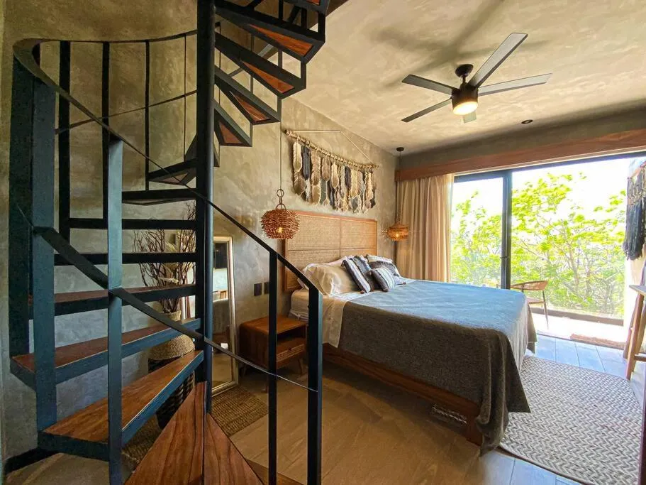 Image 1 of Amazing PH Corazon / Private Pool