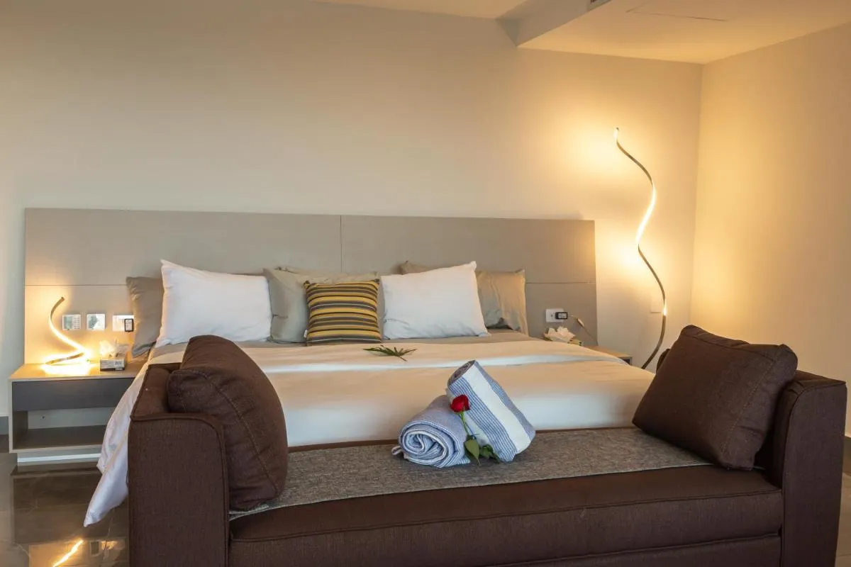 Image 5 of Amazing Top Floor Apartments BBQ Pool Sea View Jungle View