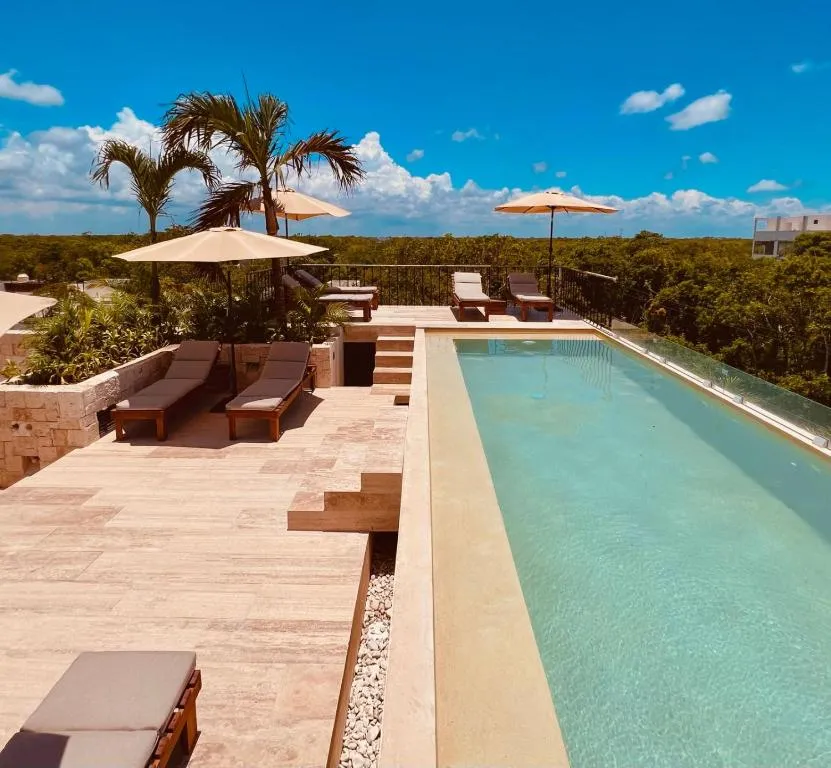 Image of Amethyst – Pool and Gym only 10 min to the Free Beach Club