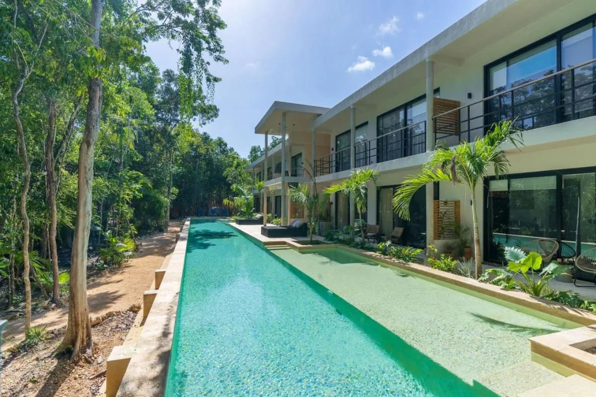 Image 2 of Attha Bliss Swim Up