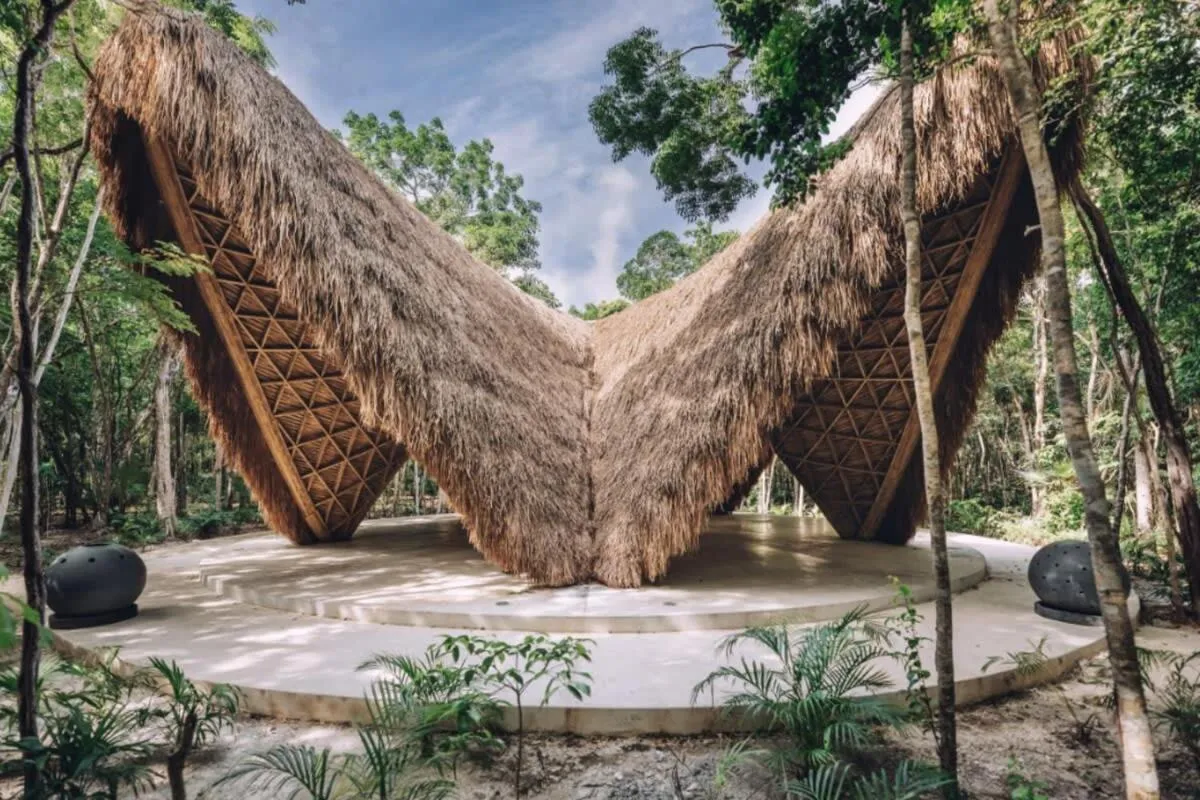 Image 4 of Barneys New York Luxury Black Penhouse