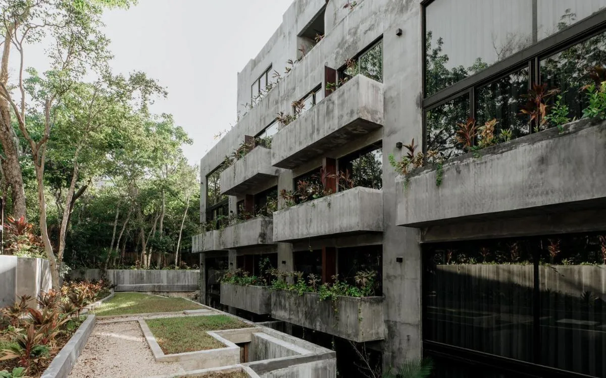 Image 4 of Barneys New York Luxury Gold Condo