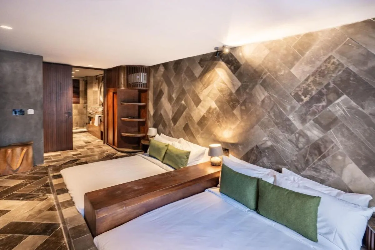 Image 1 of Barneys New York Luxury Green Condo