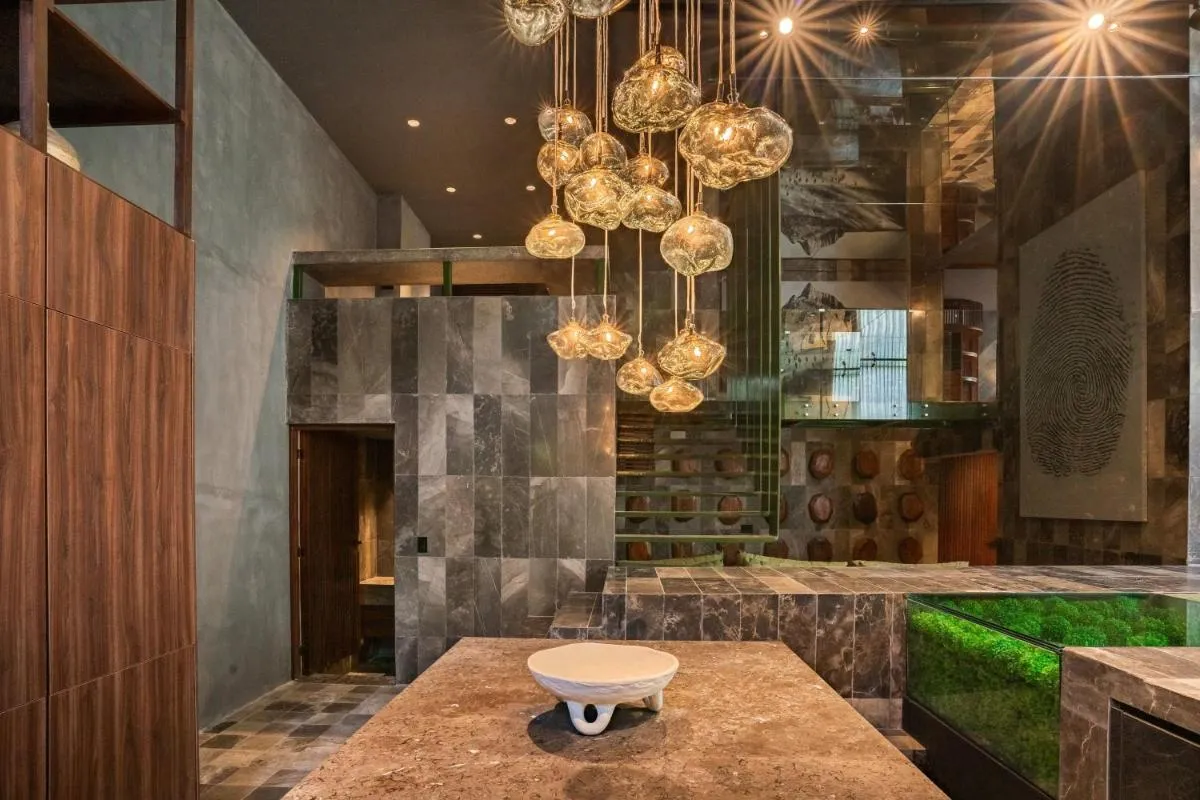 Image 2 of Barneys New York Luxury Green Condo