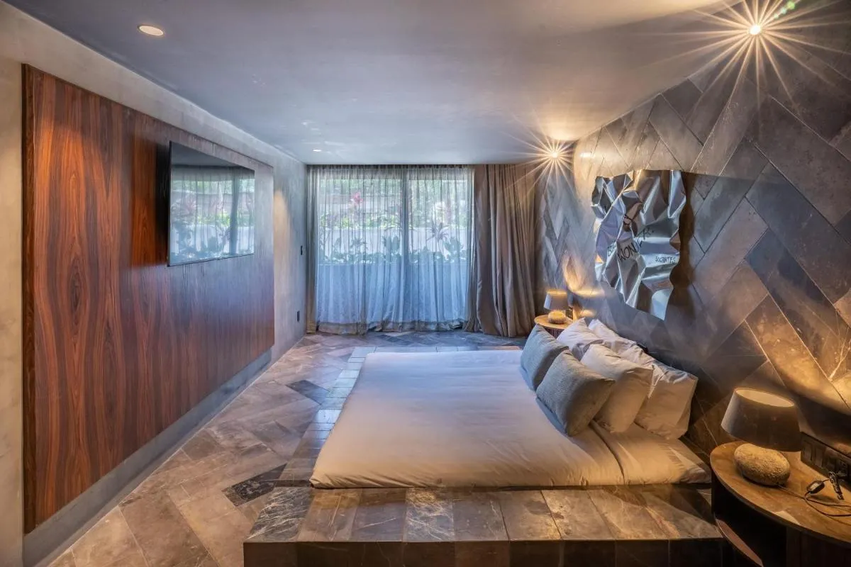 Image 6 of Barneys New York Luxury Silver Condo