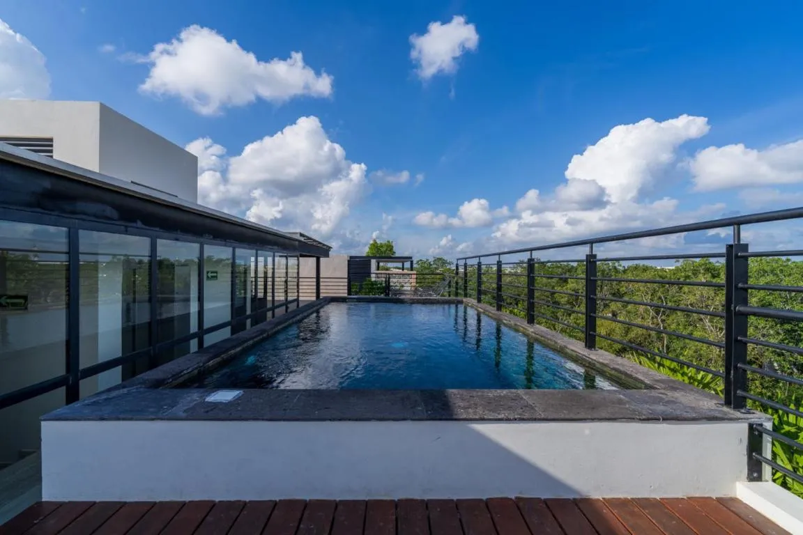 Image of Botanica Chic