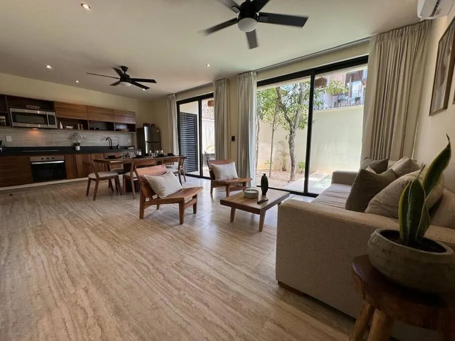 Image 2 of Botánics by Endémico Los Laureles