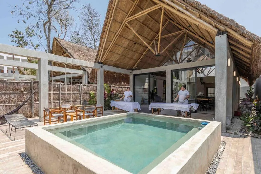 Image 5 of Brand New Villa Just 5 Min To Beach & Downtown!