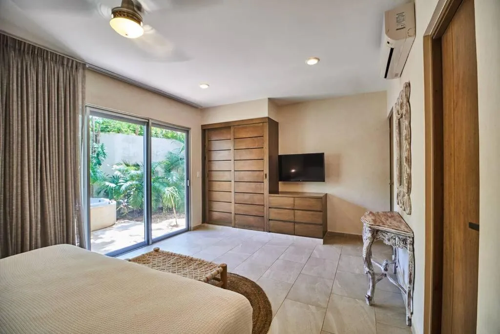 Image 5 of Carmela 101 Comfy&Cozy 2BR APT w/ jacuzzi, BEST LOCATION