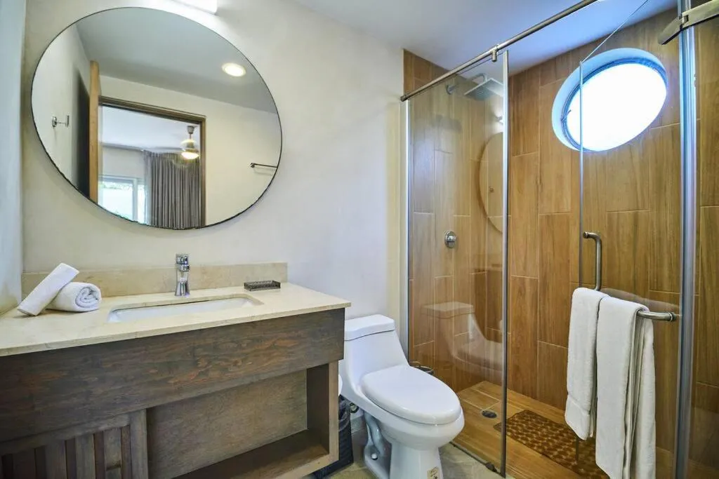 Image 2 of Carmela 101 Comfy&Cozy 2BR APT w/ jacuzzi, BEST LOCATION