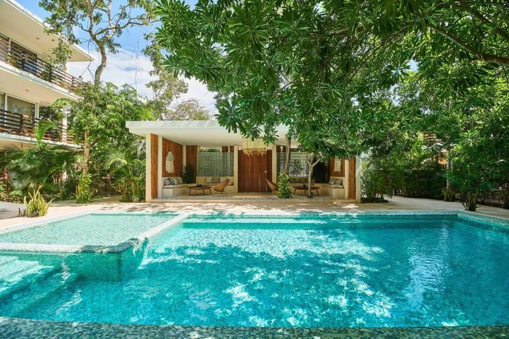 Image 3 of Carmela 101 Comfy&Cozy 2BR APT w/ jacuzzi, BEST LOCATION