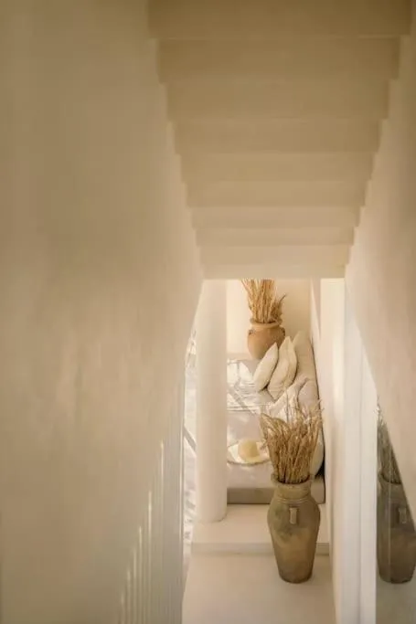 Image 3 of Casa Areca, Awarded Architectural Villa located in a secured gated community, with Concierge services