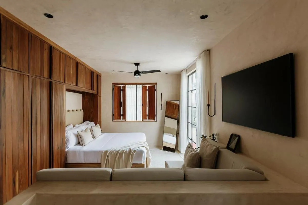 Image 1 of Casa Crocata Romance and Retro