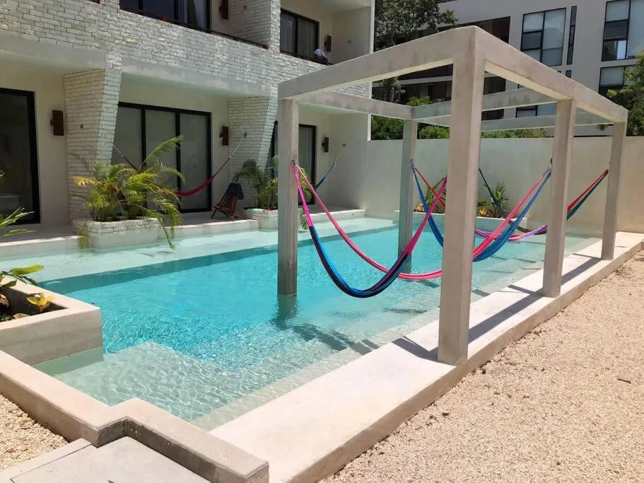 Image 2 of Chic PH Private Pool/Rooftop near to beachfront
