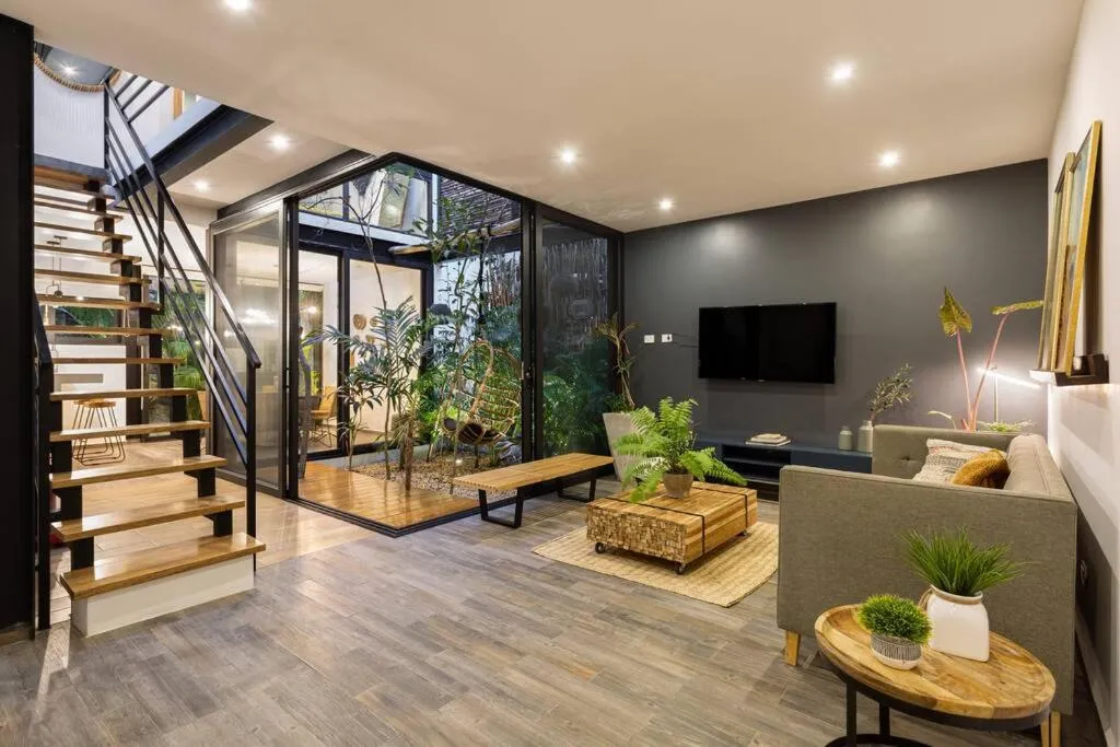 Image 2 of Chic Townhouse With Private Pool And Rooftop View