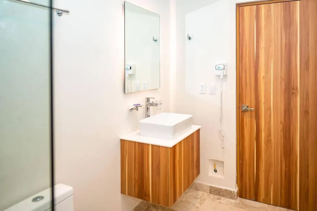 Image 2 of Comfortable 1 BR in Elena Aldea Zama