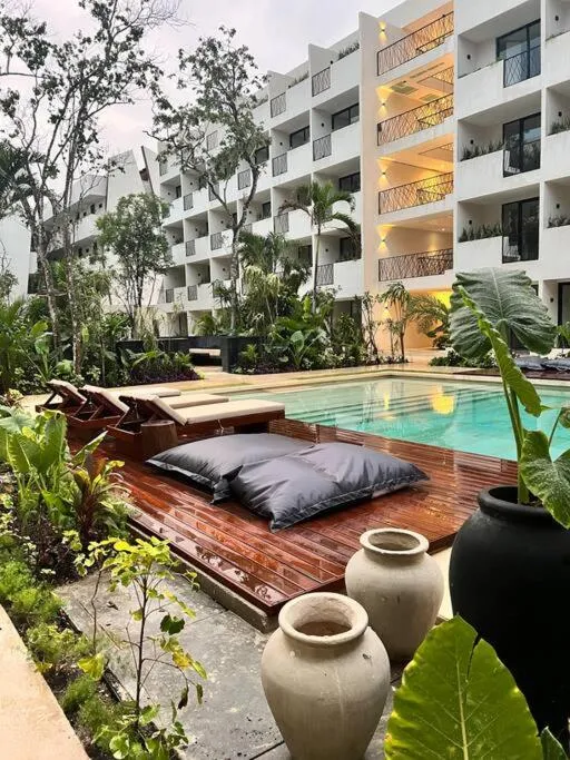 Image 2 of Comfy Studio 5 mins from Beach