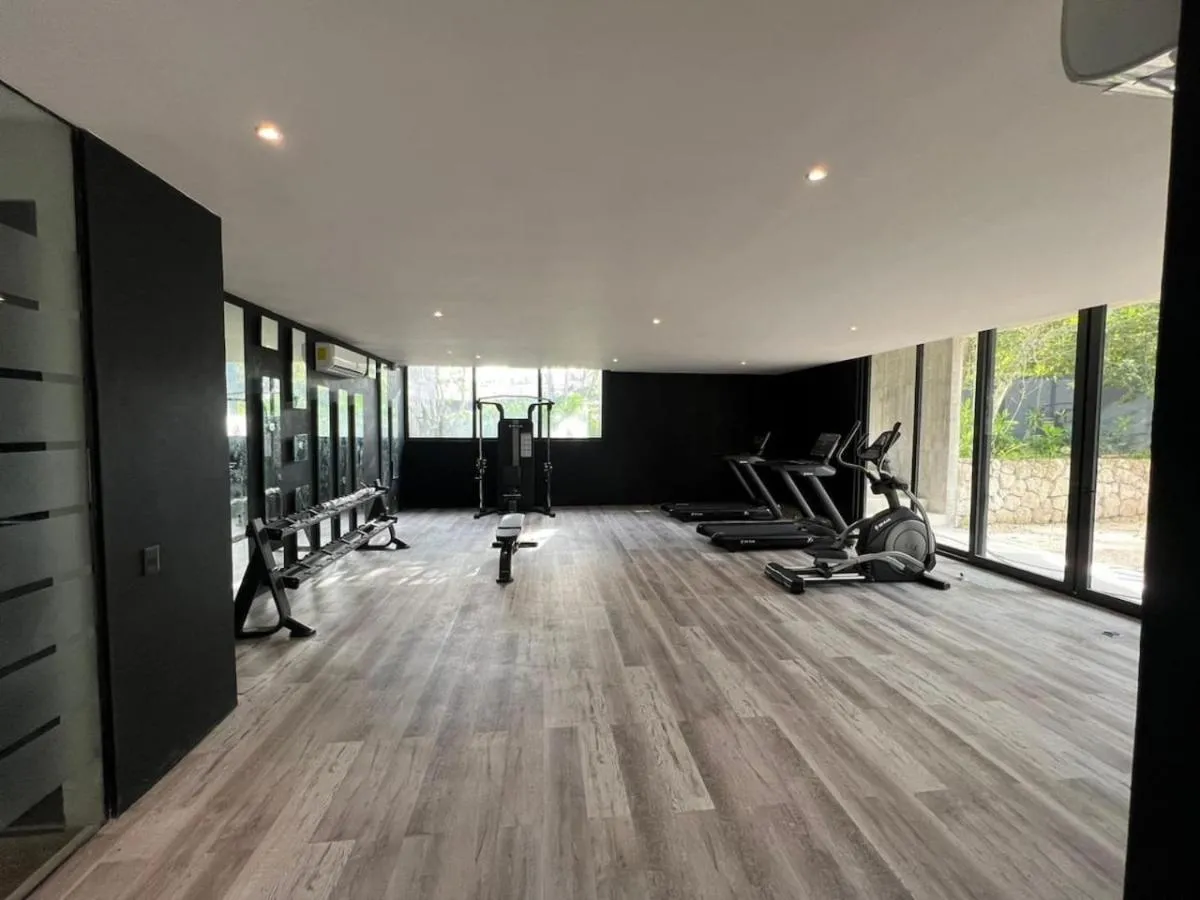 Image 5 of Delightful Modern Studio