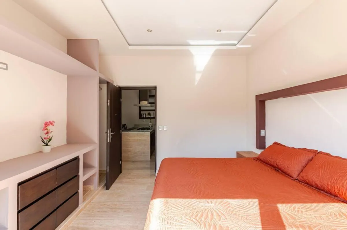 Image 6 of Departamento 6, Tulum Country Home, con Muelle de Pesca, Club de Playa, Alberca, Cenote y Campo de Golf, Akumal