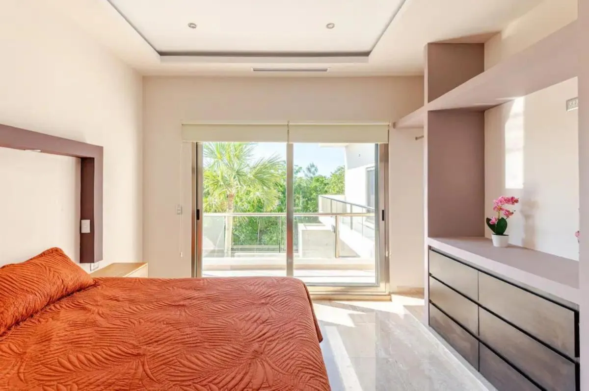 Image 1 of Departamento 6, Tulum Country Home, con Muelle de Pesca, Club de Playa, Alberca, Cenote y Campo de Golf, Akumal