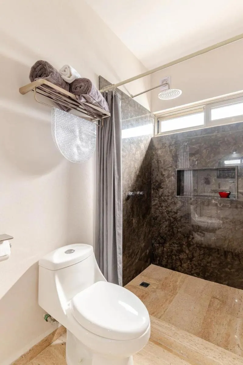 Image 3 of Departamento 6, Tulum Country Home, con Muelle de Pesca, Club de Playa, Alberca, Cenote y Campo de Golf, Akumal