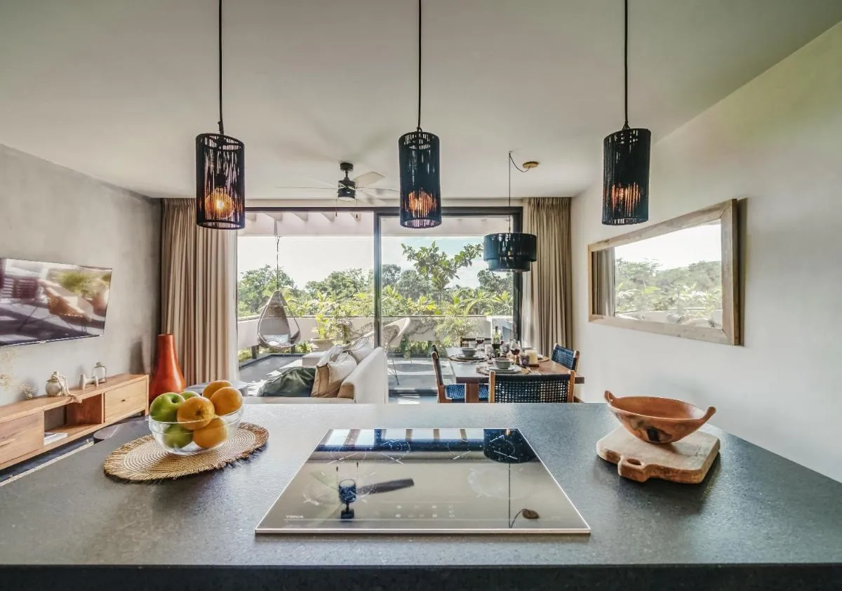 Image 4 of Divine 1BR PH with Private Pool and Spectacular Pools