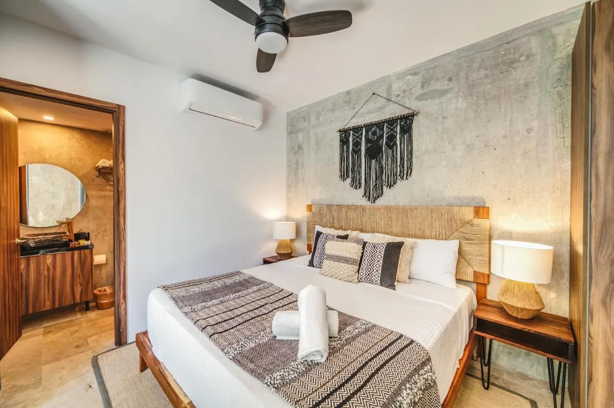 Image 6 of Divine 1BR Swim Up with Cenote and Gym