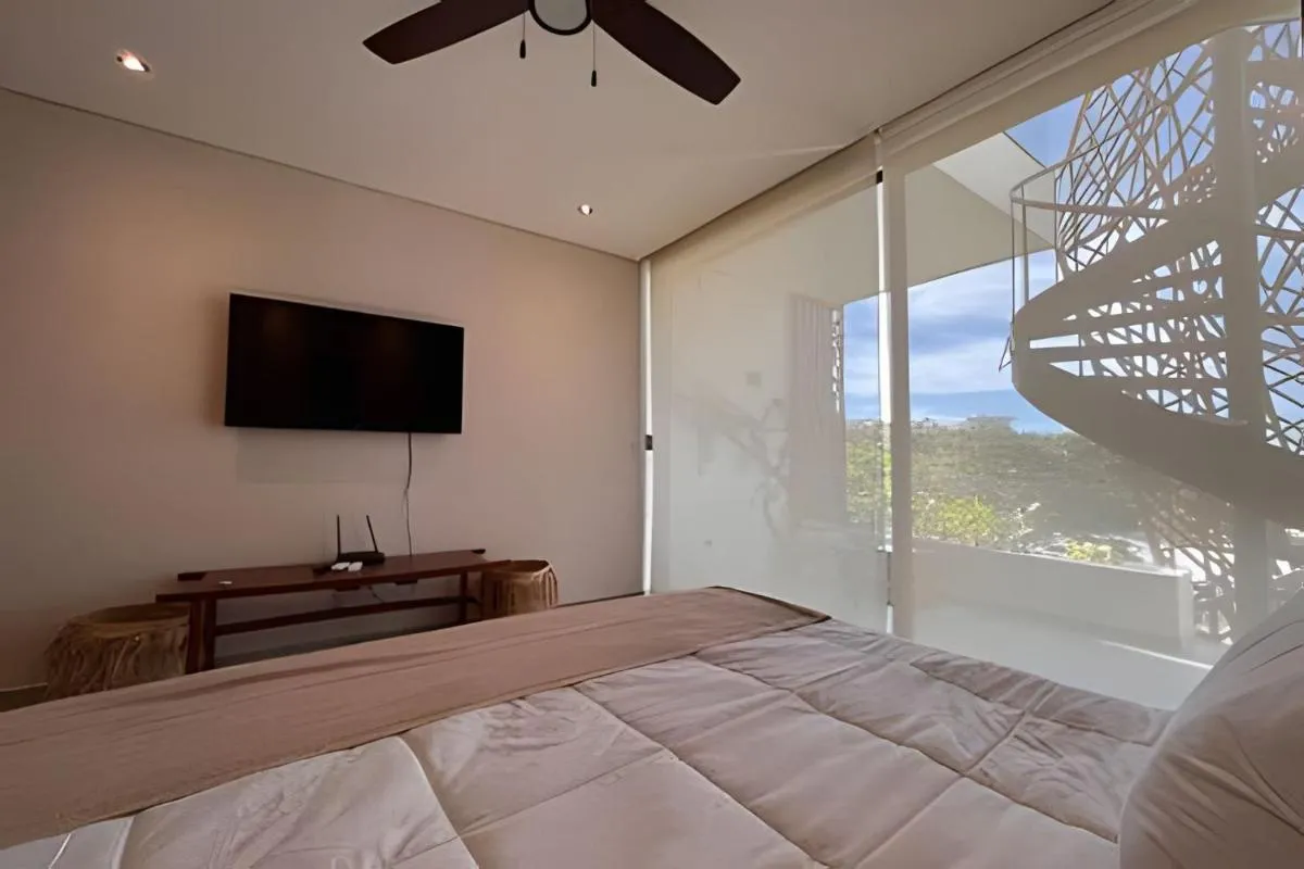 Image 5 of Dk Jade New Penthouse Studio