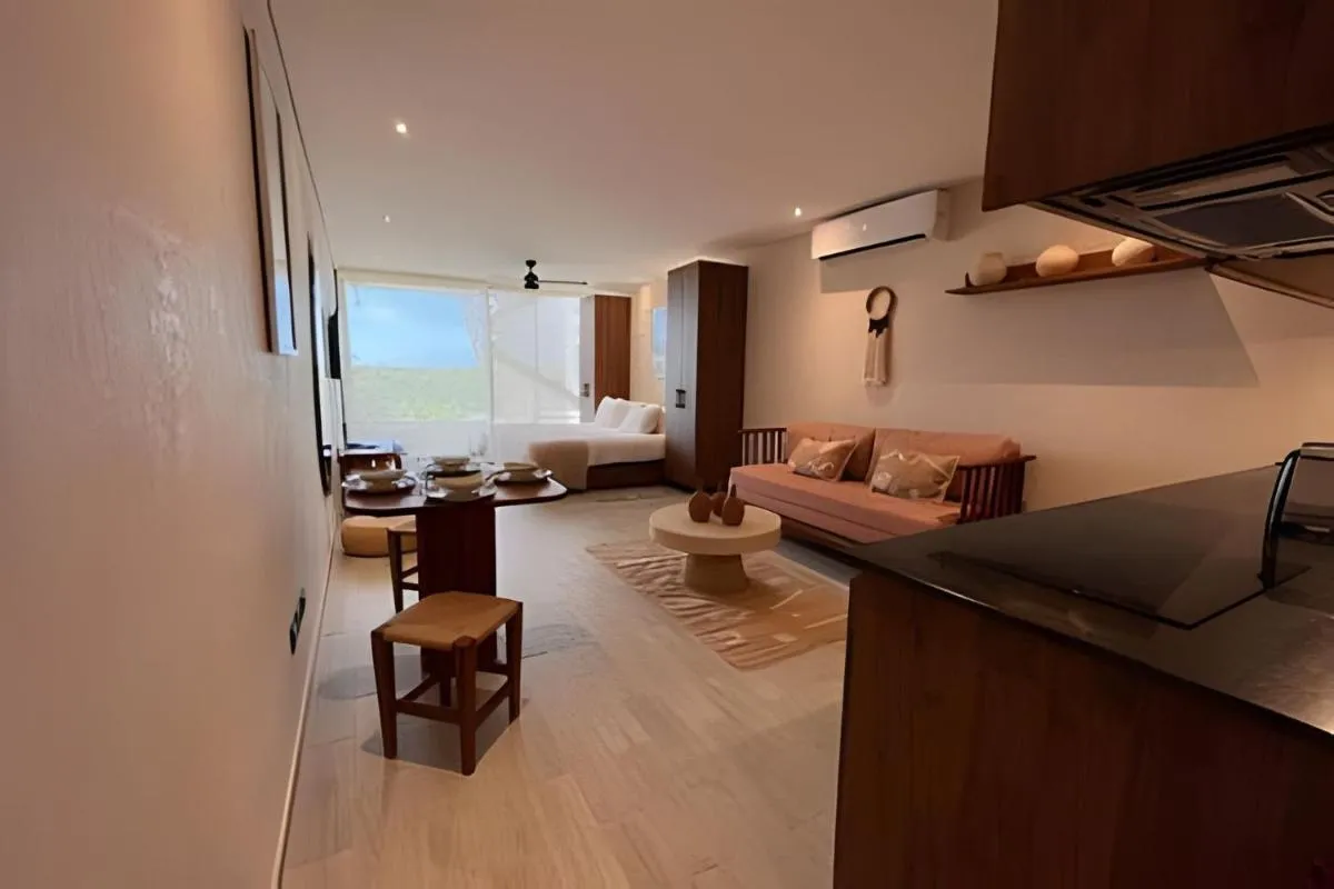 Image 4 of Dk Jade New Penthouse Studio