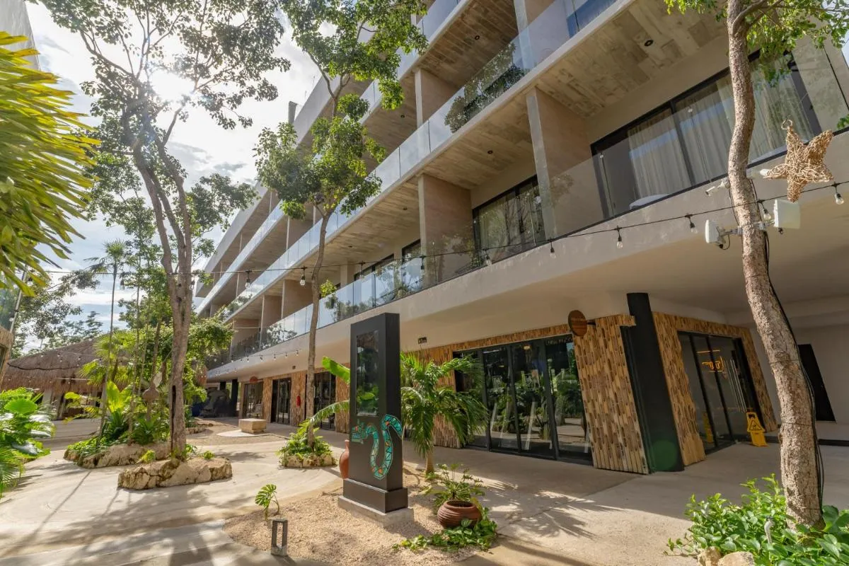 Image 6 of ELEMENT Apartments