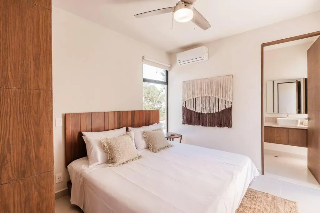 Image 1 of Edena Vida Jungle Luxury Beach Club Access