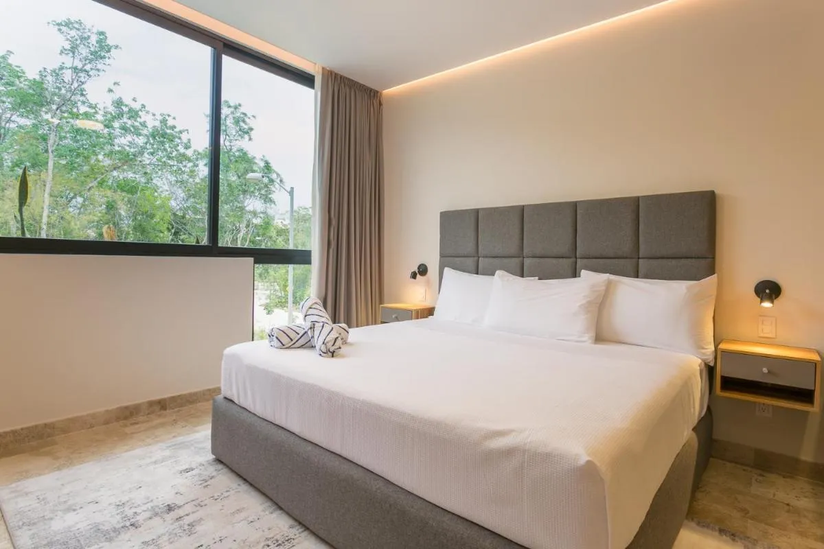 Image 1 of Elegante y moderno Elena 1109