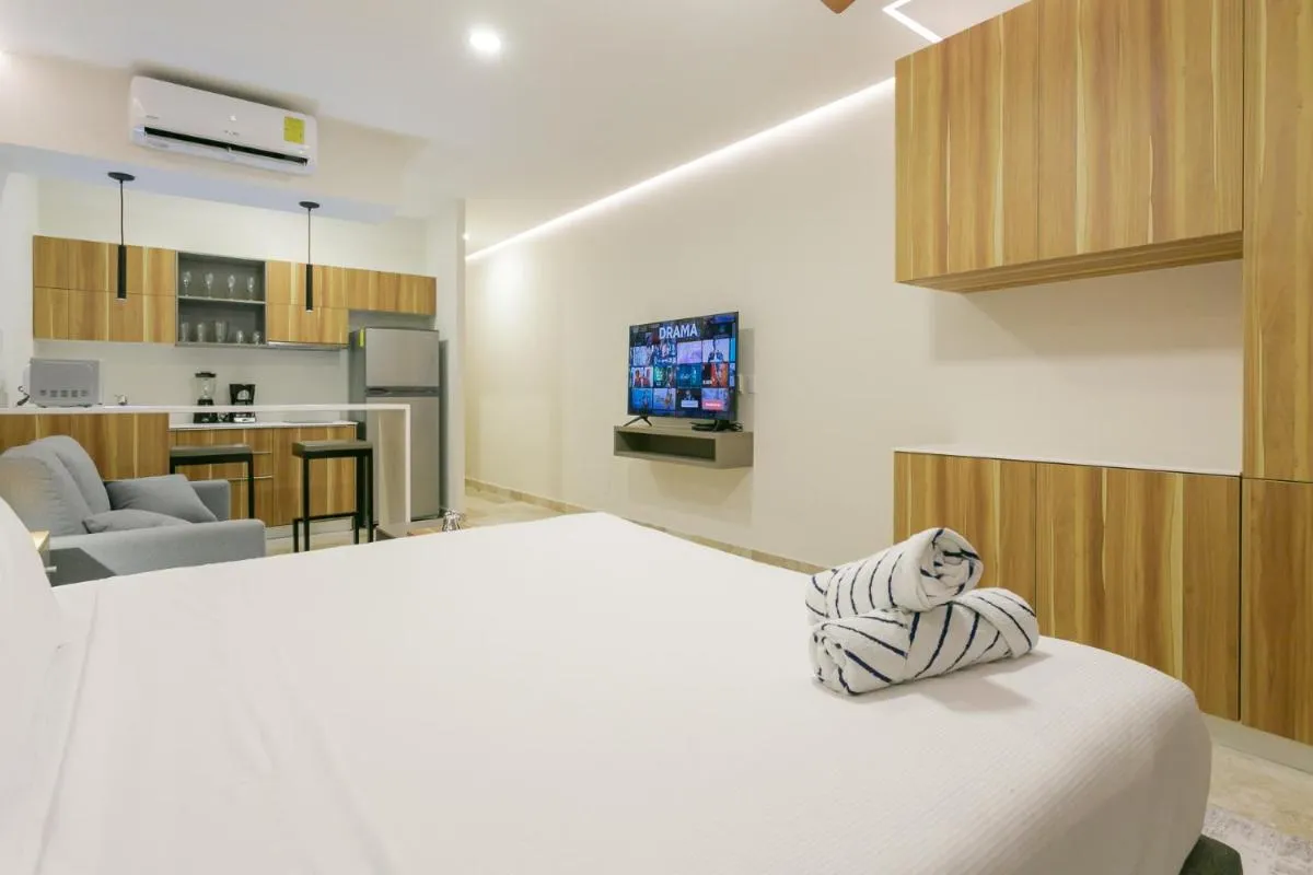 Image 4 of Elegante y moderno Elena 1109