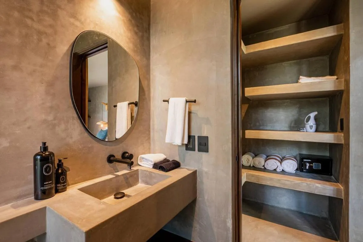 Image 2 of Esencia Zen G10